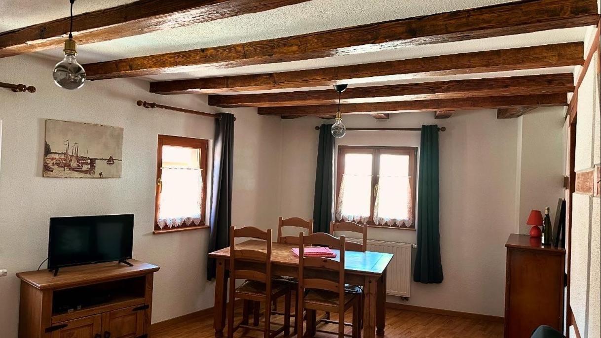 Les Gites De La Poterne Rouffach Luaran gambar